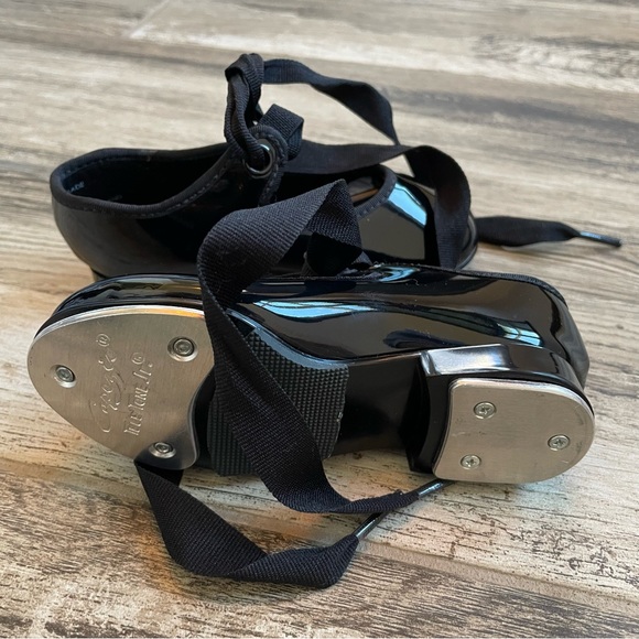 NEW Capezio Tap Shoes - Picture 6 of 6